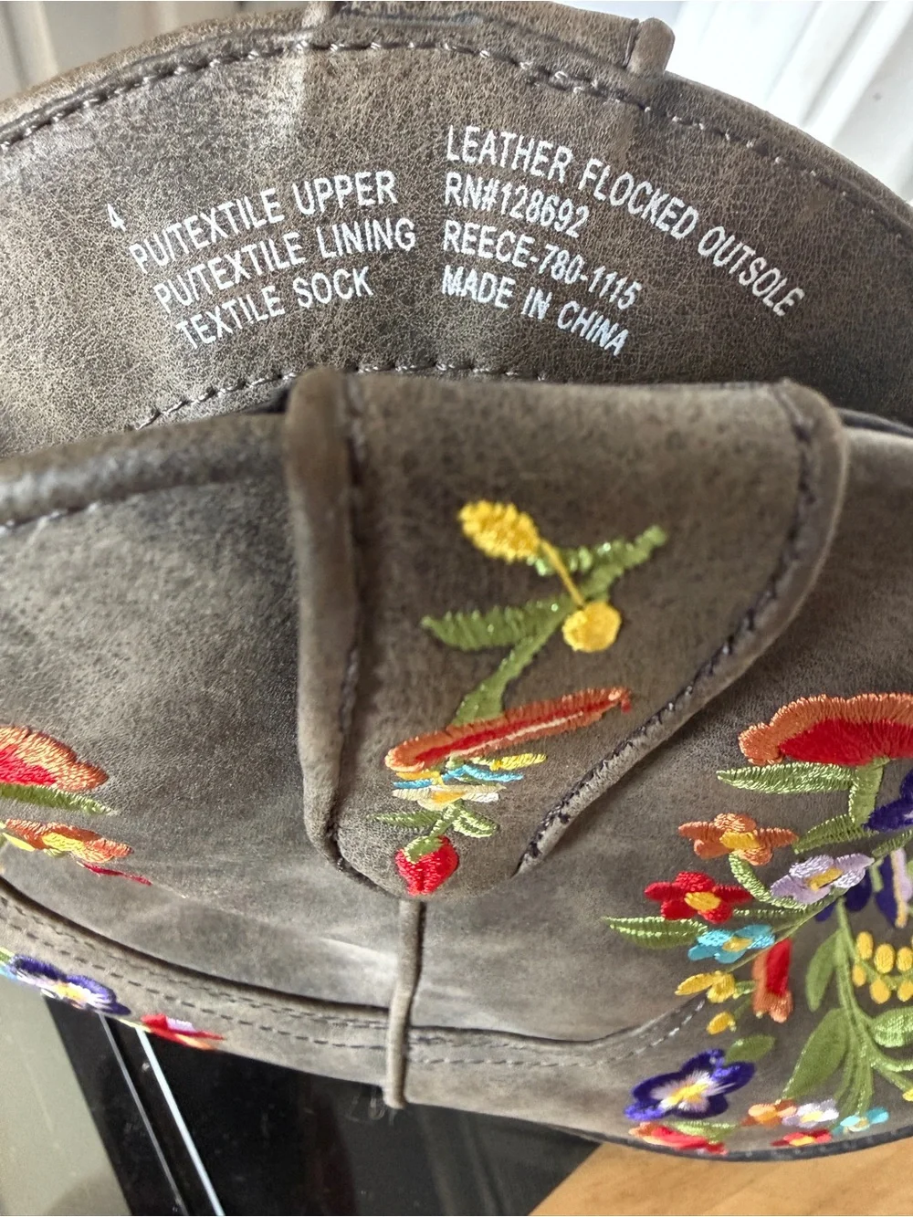 Betseyville Reece Floral Embroidered Ankle Cowboy Boots Girl Sz 4